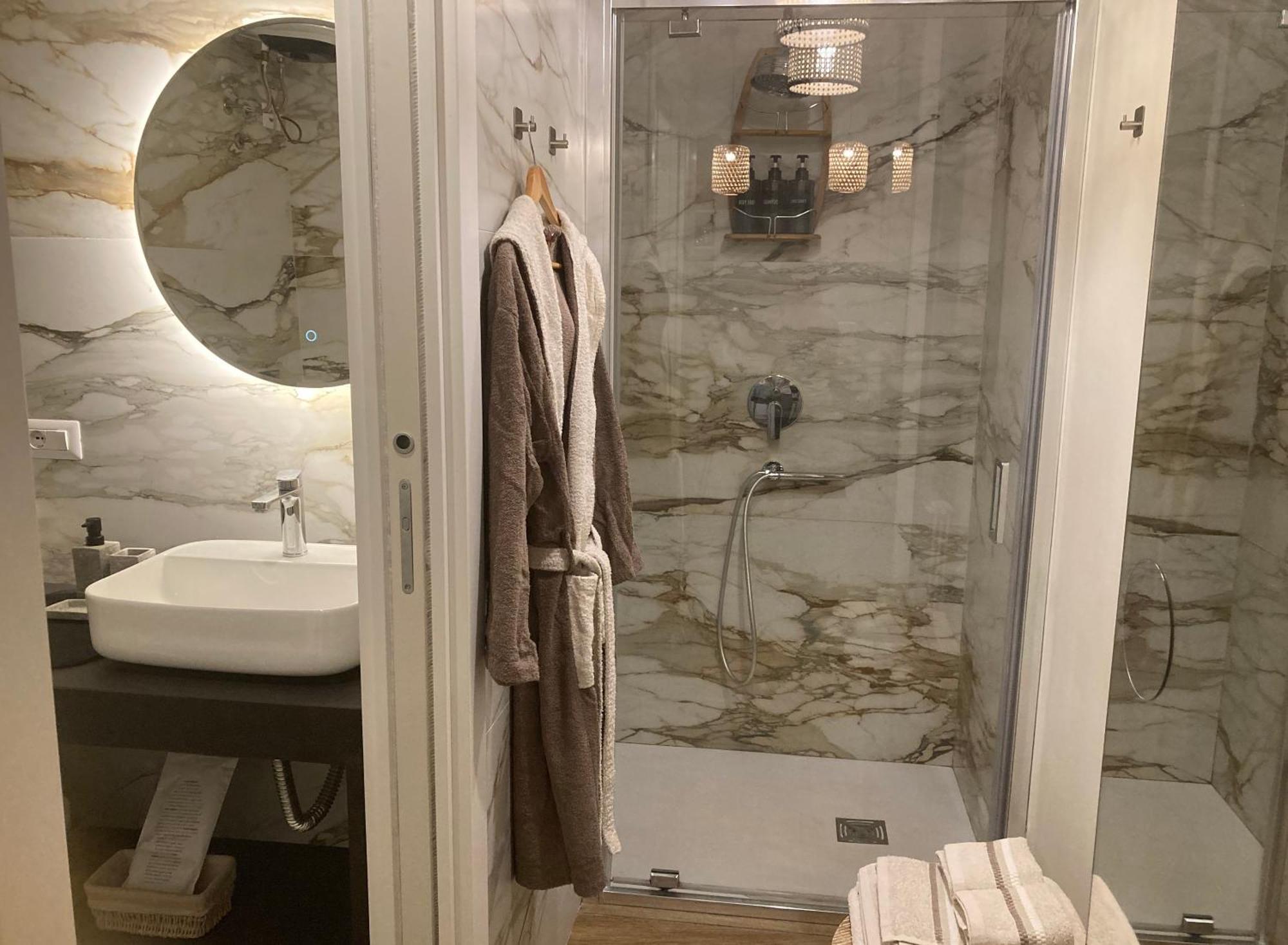 Suite Yenne Cagliari Exterior photo
